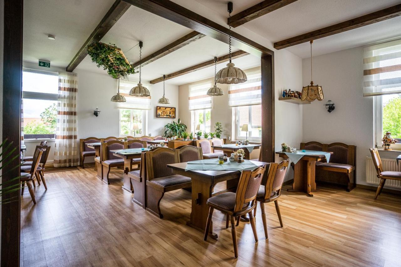 Pension Schweizer Hof แวร์นิกโกโรเดอ ภายนอก รูปภาพ